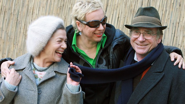 Voices on the death of Elmar Wepper: Wonderful trio: Hannelore Elsner with director Doris Dörrie and Elmar Wepper during the filming of "Cherry Blossoms - Hanami".