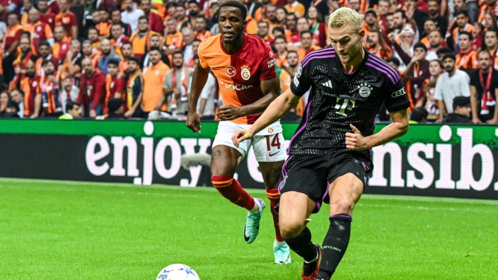 Bayern in individual criticism: Matthijs de Ligt defends for FC Bayern.