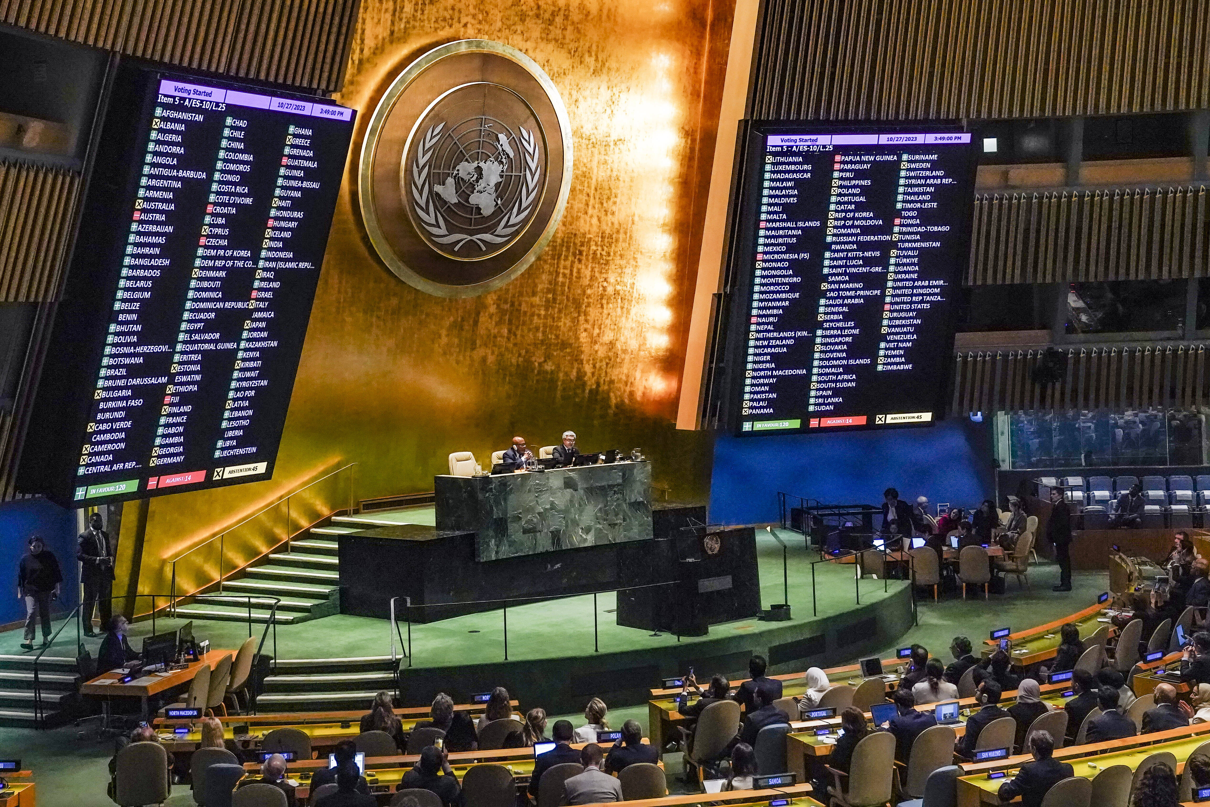 L'Assemblée générale de l'ONU le vendredi 27 octobre 2023 au siège de l'ONU. — © Bebeto Matthews / keystone-sda.ch