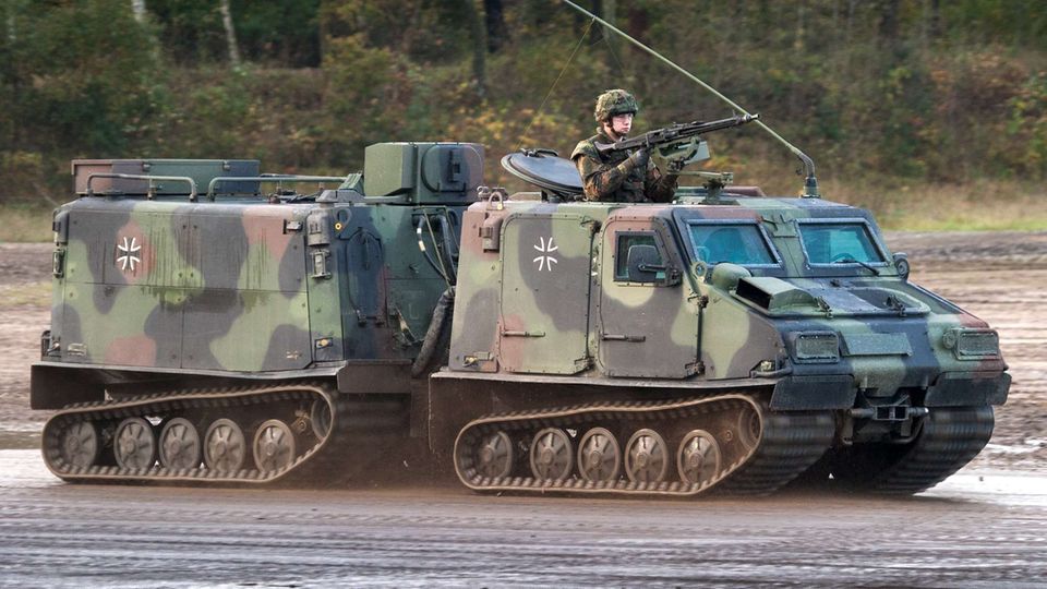  BV 206 S Hägglunds of the Bundeswehr with MG3.