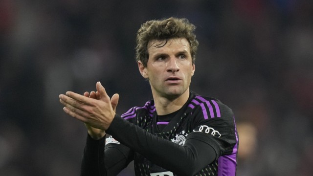 Five for Munich: Thomas Müller.