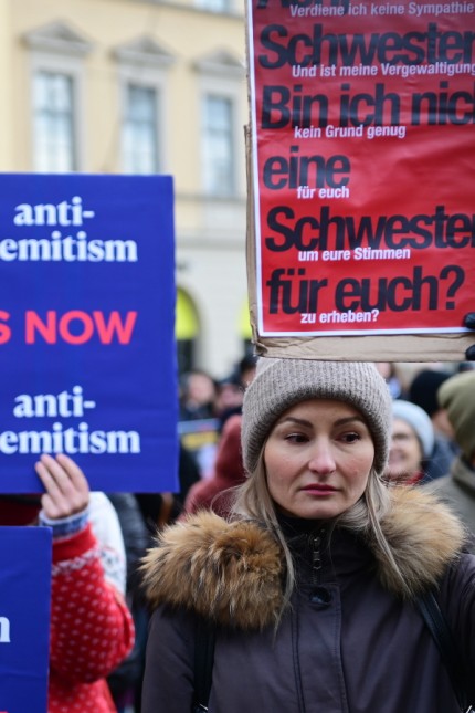 Demonstrations in Munich: Munich women's initiatives and associations had called for protests on the International Day against Violence against Women.