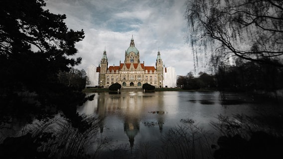 The town hall at Maschsee.  © NDR Photo: Julius Matuschik