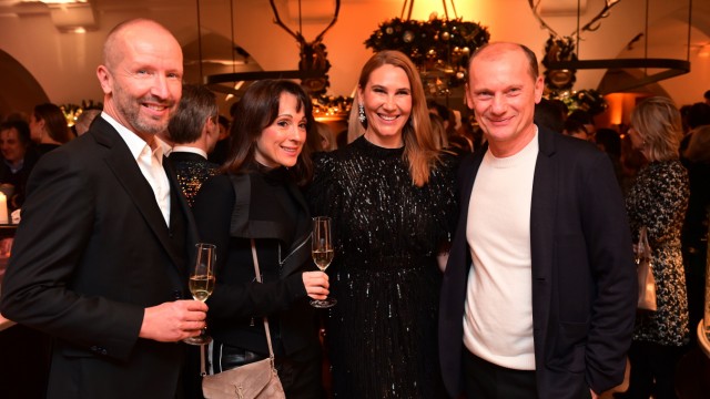 Gourmet restaurant: Recently at the champagne reception at Dallmayr: Florian Randlkofer (from left) with Irina Kull, his wife Sunny Randlkofer and restaurateur Rudi Kull.