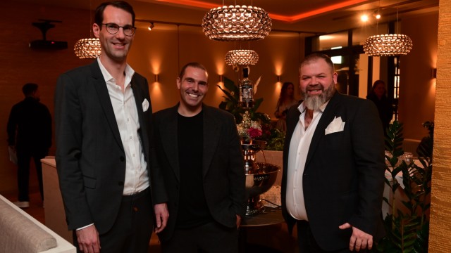 restaurant "Mas Tava": M, A and S are the first letters of the first names of the three partners Sebastian Wolf, Artem Khvostov and Maximilian Haußmann (from left).
