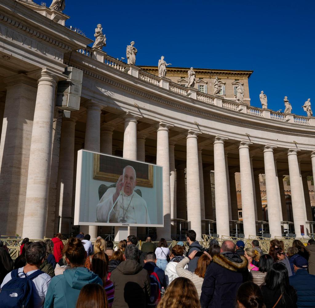 Zeigte sich nur kurz: Papst Franziskus