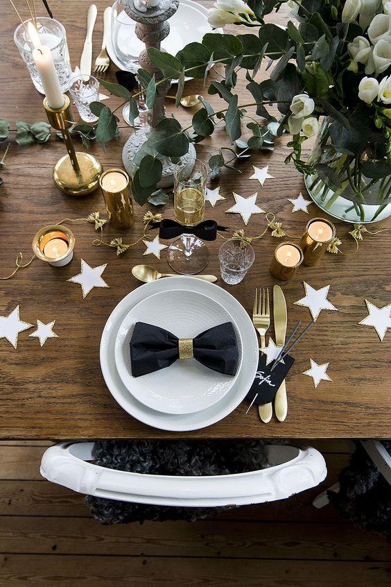 A New Year's Eve in Black and Gold 