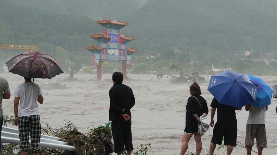 In China starben zahlreiche Menschen in verschiedenen Provinzen in den Fluten. Tausende mussten ihr Zuhause verlassen