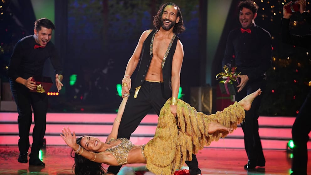 Rebecca Mir (31) and Massimo Sinato (43) met and fell in love on “Let's Dance” in 2012