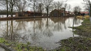 Der überflutete Bereich am Northeimer Kiessee © Kreisfeuerwehr Northeim Foto: Konstantin Mennecke