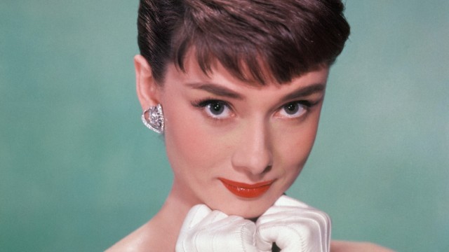 Favorites of the week: The incomparable Audrey Hepburn in an iconic photo from the early fifties.