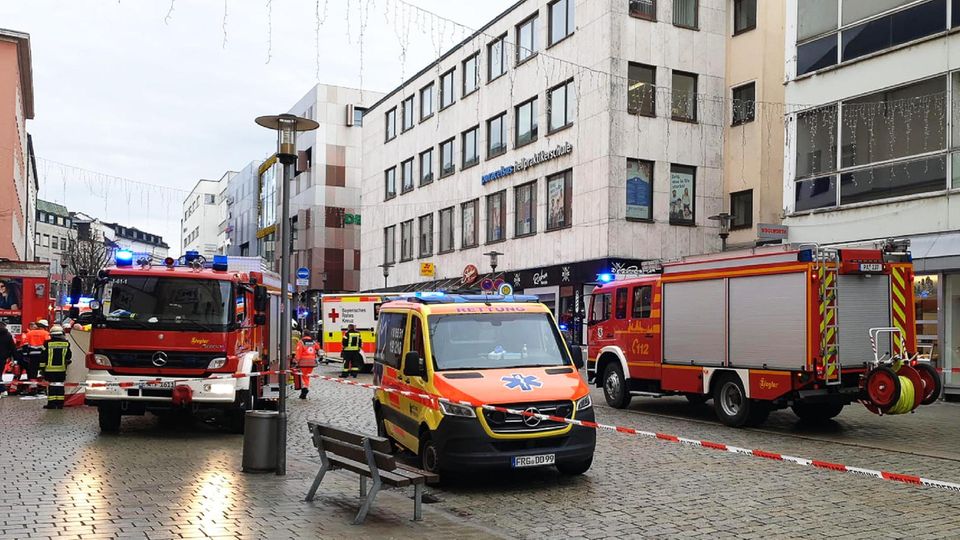 Police and rescue workers deployed a large contingent to downtown Passau