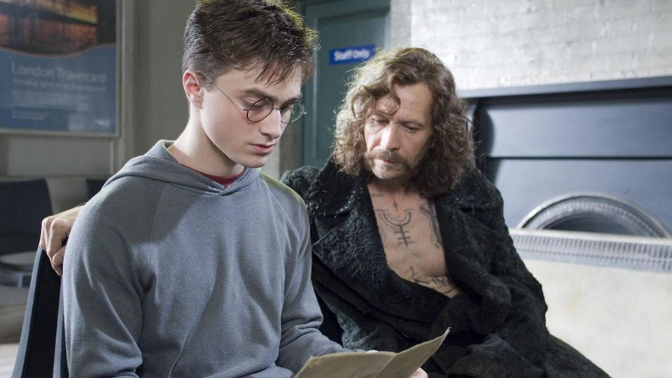 Harry Potter and Sirius Black, played by Daniel Radcliffe and Gary Oldman.