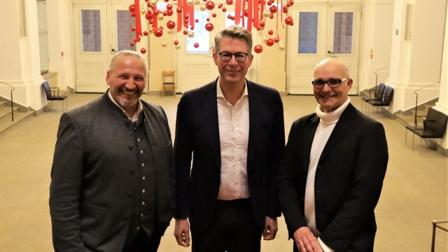 Cultural policy: Markus Blume (Art Minister), Andreas Jäckel (MdL) and Leo Dietz (MdL) advocate for the Augsburg Roman Museum.