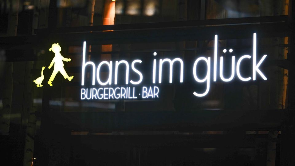The logo of Hans im Glück, a company owned by Hans-Christian Limmer