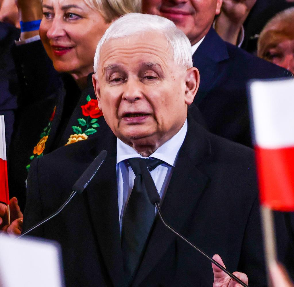 Jarosław Kaczynski rejects the political reality in the country