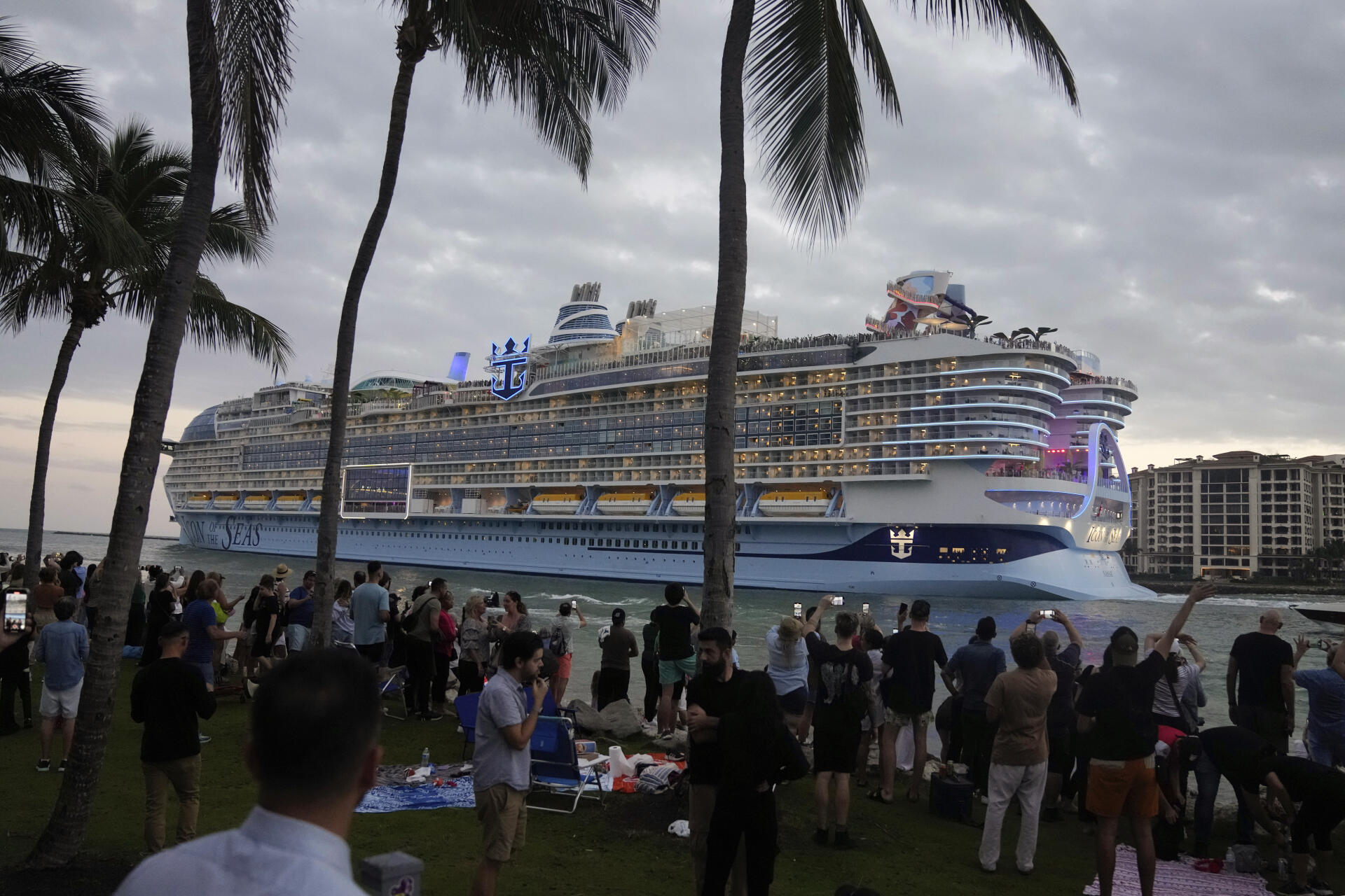 The liner “Icon of the Seas”, the largest cruise ship in the world, leaves PortMiami, Miami, Florida for its first public cruise on January 27, 2024. 
