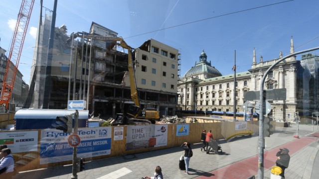 Real estate and climate protection: The old Hotel Königshof was demolished in 2019.