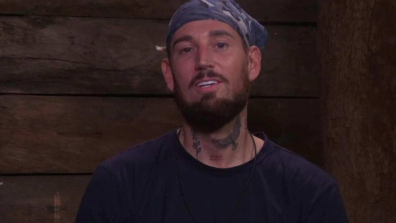 Jungle camper Mike is exhausted - and speechless. Voted out!