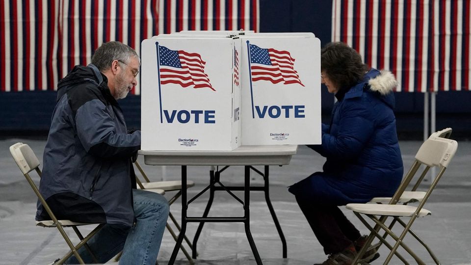 Two citizens cast their votes in the New Hampshire primary election.  However, the vast majority of Americans are excluded from choosing their candidates.