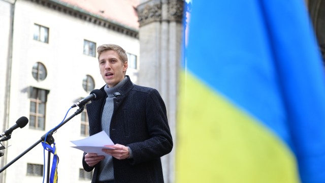 Demonstrations on Siko in Munich: Mayor Dominik Krause was one of the speakers on Odeonsplatz.