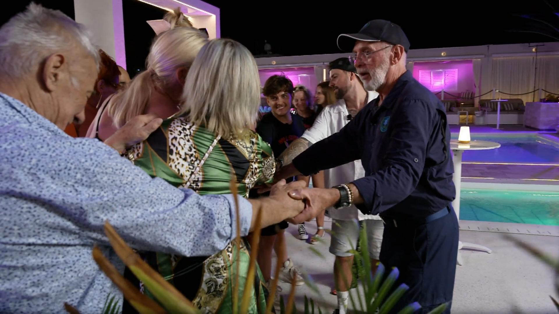 Dr.  Bob causes tears among the jungle camp celebrities "This season was special"