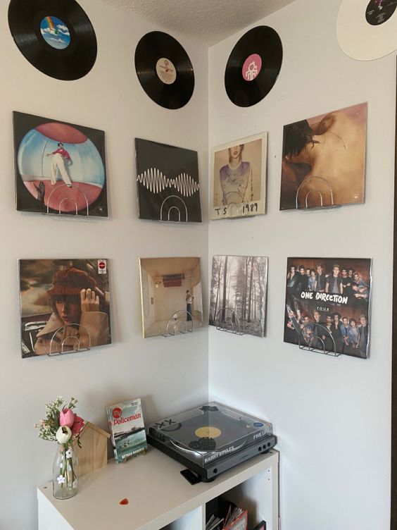 Invest in an Angle to Create a Vinyl Corner 