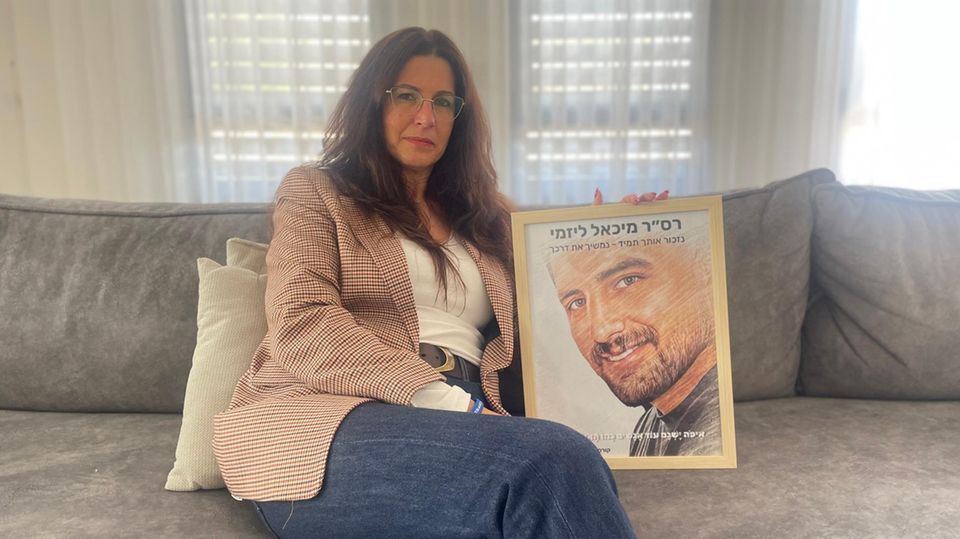 One spot on the couch remains free: Inbar Lizmi lost her only son Michael on October 7th.  But the fact that he died as a hero gives her strength