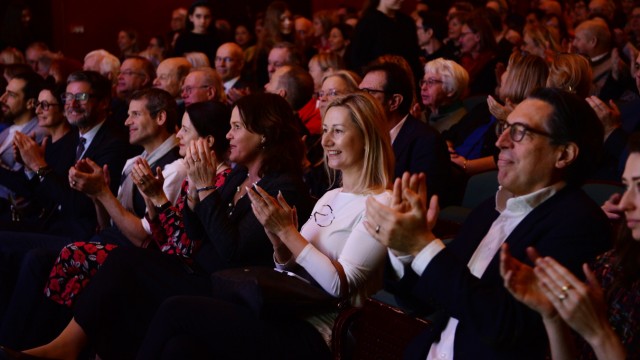 SZ Gute Works: In the audience (from right) SV managing director Christian Wegner, Stefanie Halbinger (town hall) and mayor Verena Dietl applauded.