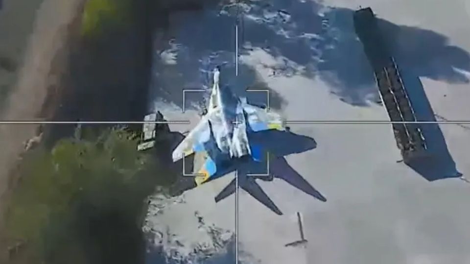 The MIG 29 shortly before the drone hit, which was not very precise.