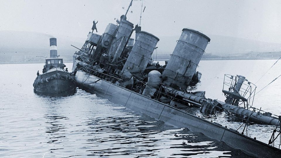 Sinking German torpedo boat in Scapa Flow.