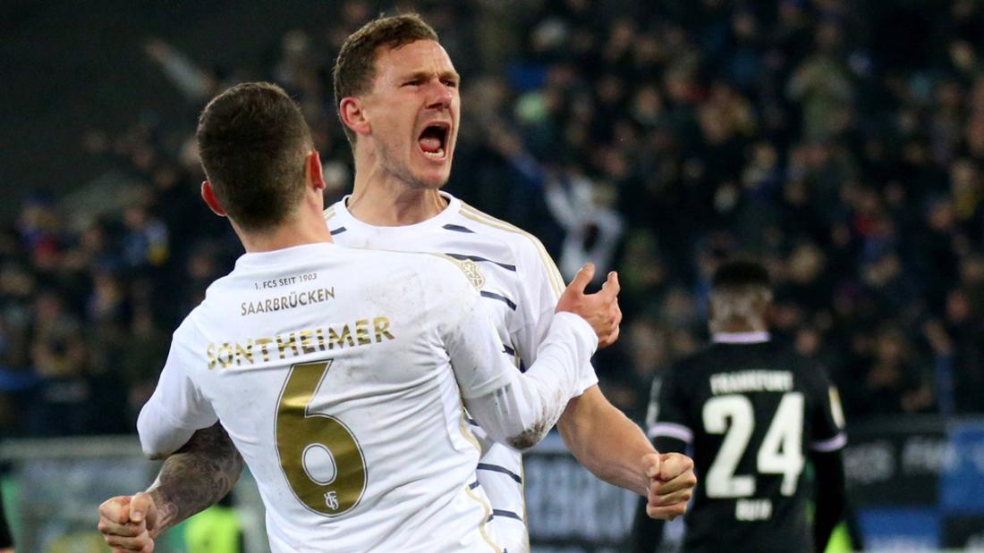 Saarbrücken is hoping to reach the DFB Cup semi-finals against Gladbach.