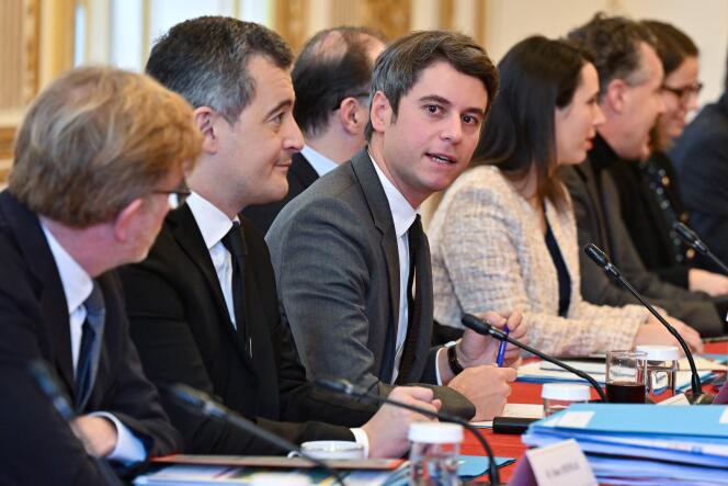 Gabriel Attal during a “working seminar” with his ministers, at the Matignon hotel, in Paris, February 10, 2024.