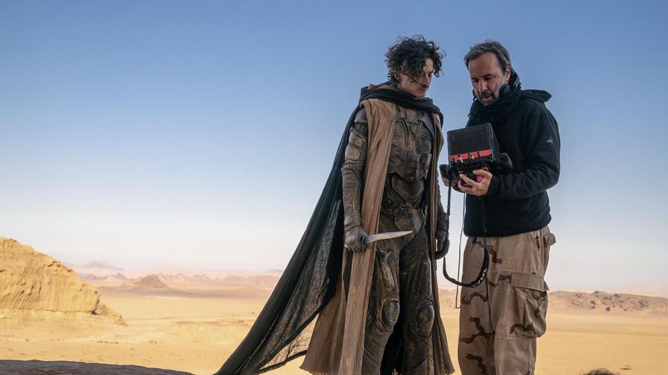 Denis Villeneuve and Timothée Chalamet filming Dune 2