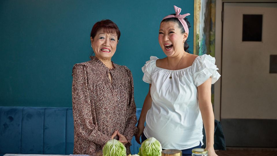 Susan Choi (right) with her mother: Mama Choi