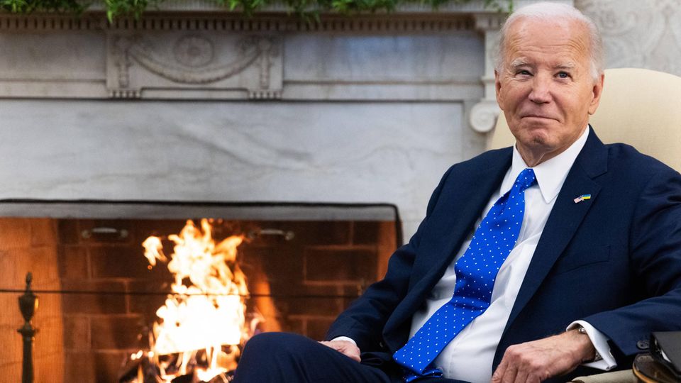 Joe Biden in the Oval Office