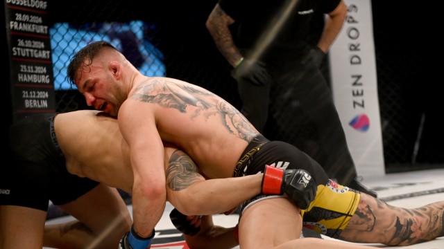 MMA fighter Sebastian Stallinger: In the end, Stallinger buries his opponent and wins on points.