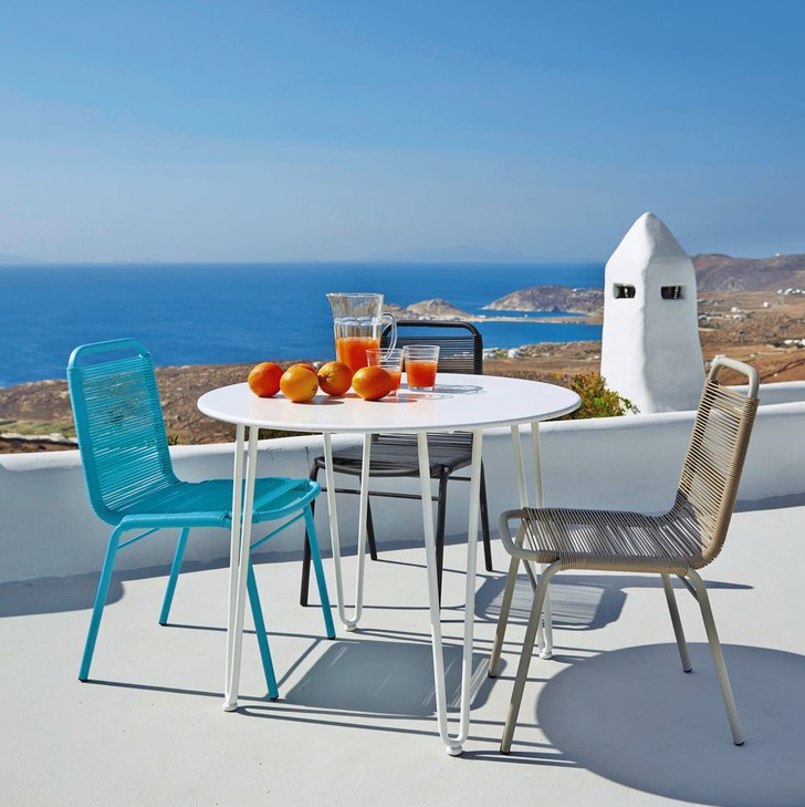 A Mediterranean terrace in the Aegean Sea spirit