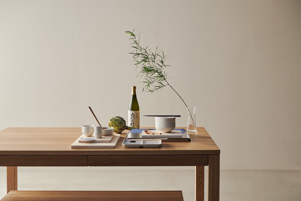 The Walnut Table, a Charming Asset of the Dining Room