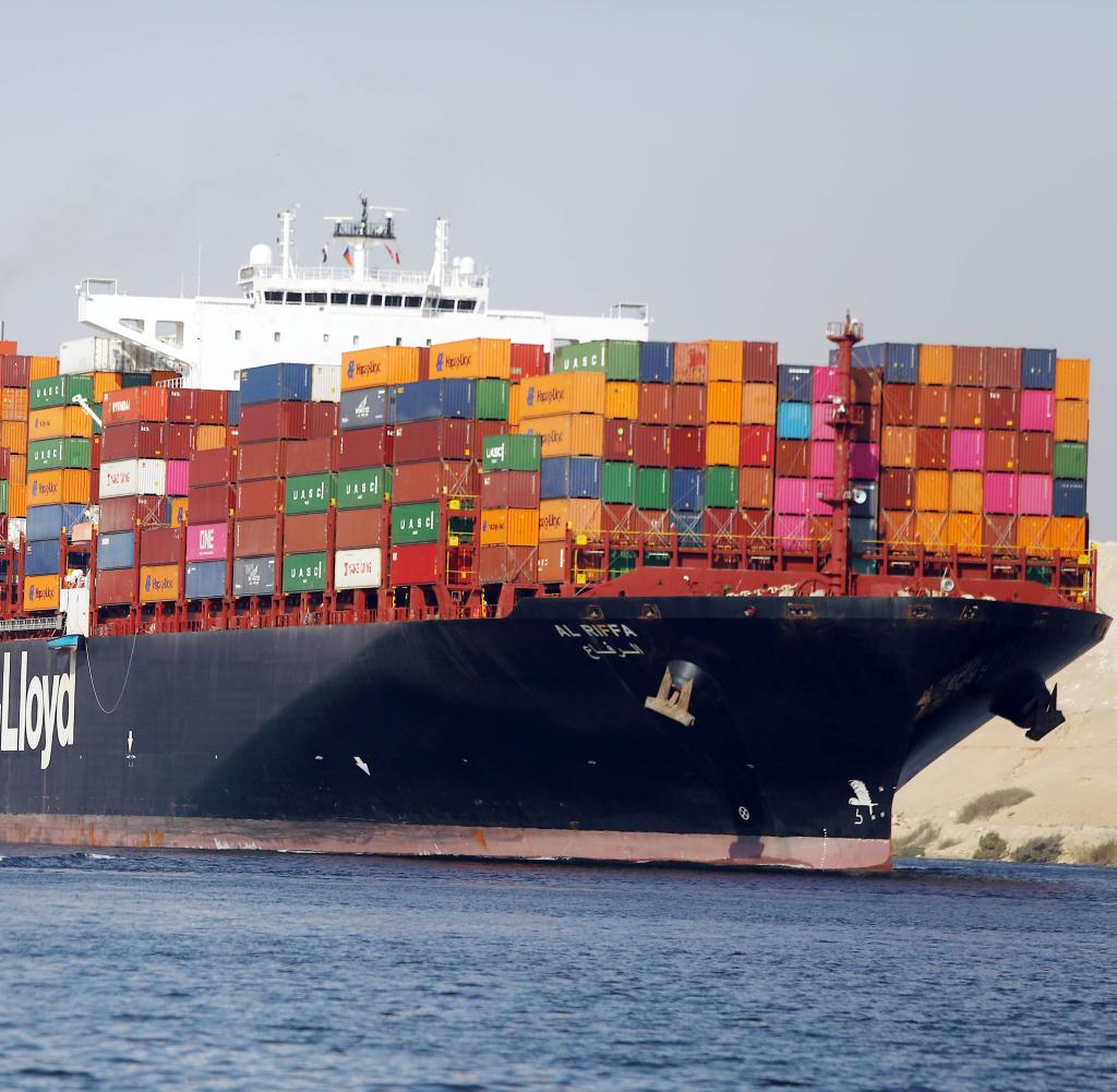 A Hapag-Llyod freighter in the Suez Canal.  Because of the Houthi attacks in the Red Sea, the shipping company is currently bypassing the route