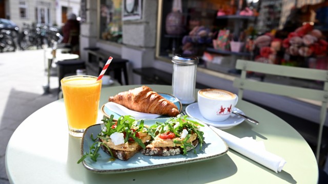 Café Götterspeise: Hearty breakfast is also served in two versions.