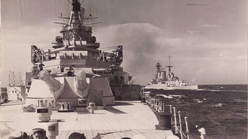 The battleships HMS Repulse and Hood during an exercise.