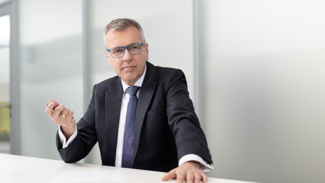 Automotive industry: Despite a good financial year, ZF boss Holger Klein has set a strict savings target for his automotive supplier.