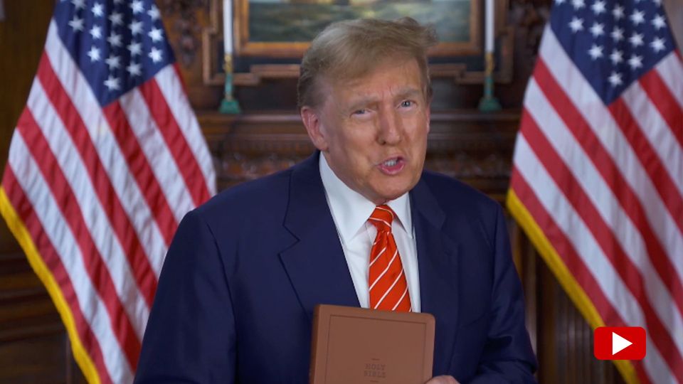 Trump is now selling the Bible: "All Americans need a Bible in their home"