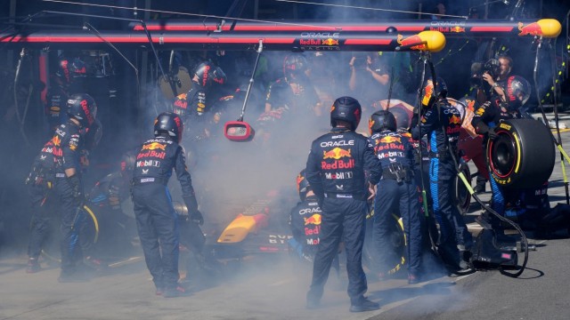 Formula 1 in Australia: There was nothing that could be done: Max Verstappen had to park his smoking Red Bull at the garage early.