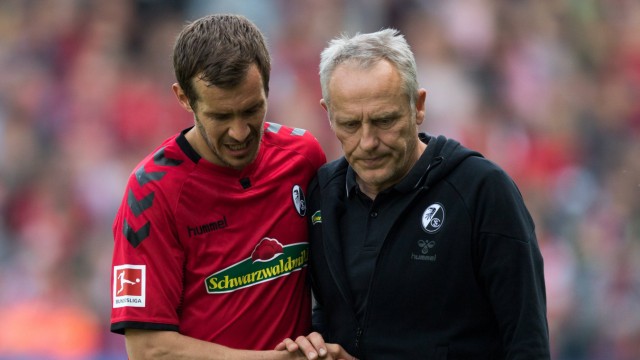 Julian Schuster at SC Freiburg: Captain and coach: Schuster (l.) and Streich.