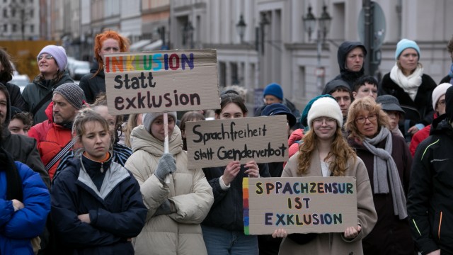 Rally on Gärtnerplatz: Inclusion instead of exclusion: The message from the protesters was unmistakable.