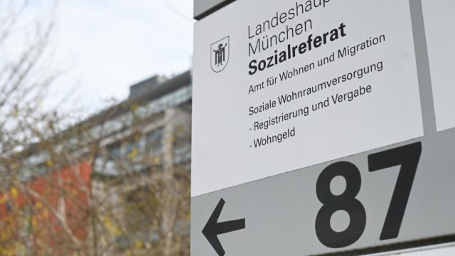 Housing benefit: All housing benefit applications are processed centrally at Werinherstrasse 87.
