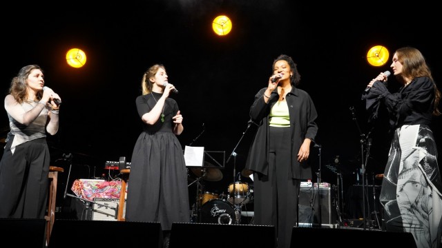 International Jazz Week Burghausen: The Cologne A Cappella Quartet contributed subtle sounds "Of Cabbages And Kings" at.