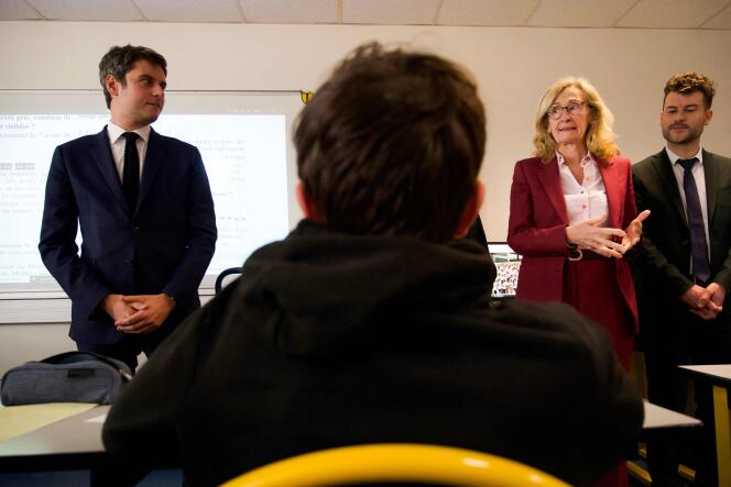 The Prime Minister, Gabriel Attal, and the Minister of Education, Nicole Belloubet, during a visit to a college in Chartres, Thursday March 14, 2024.